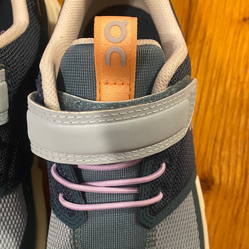 Kids On Running Running Shoes - Gray and Pink - Picture 2 of 6